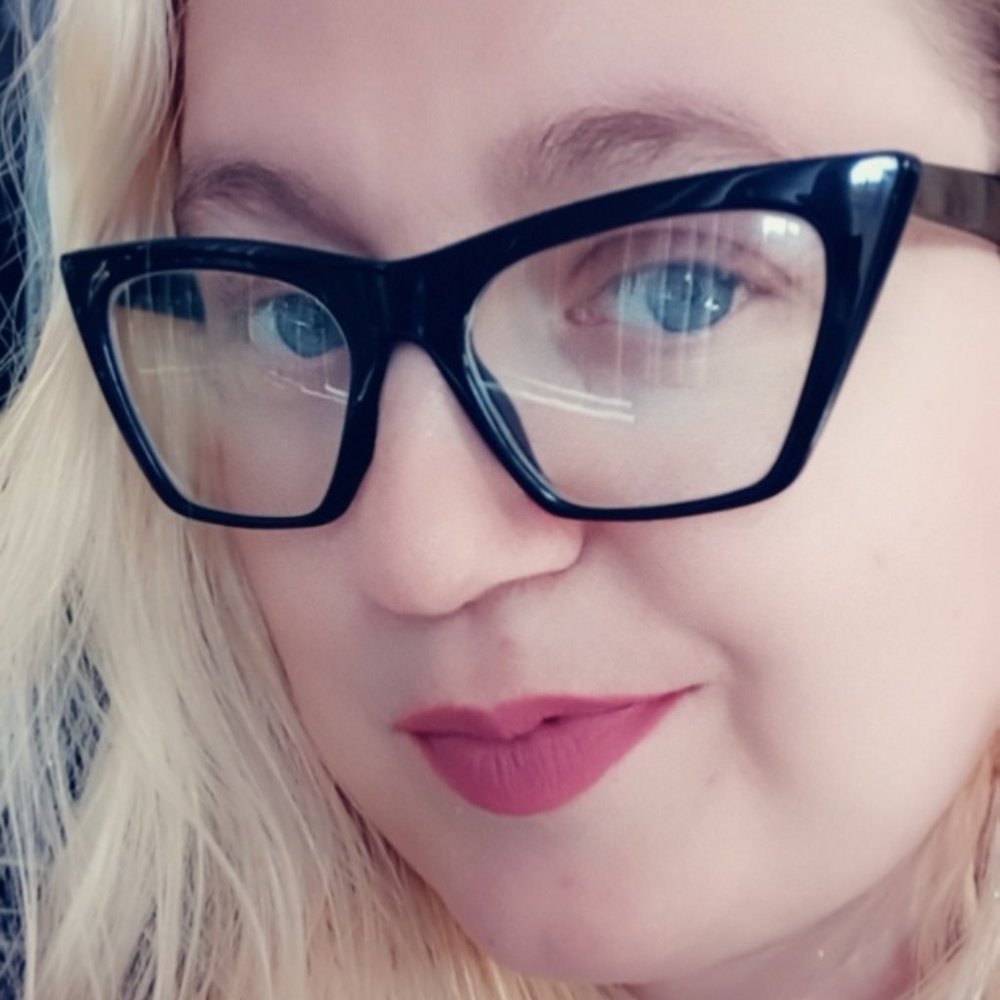 Meet your Posher, Theresa